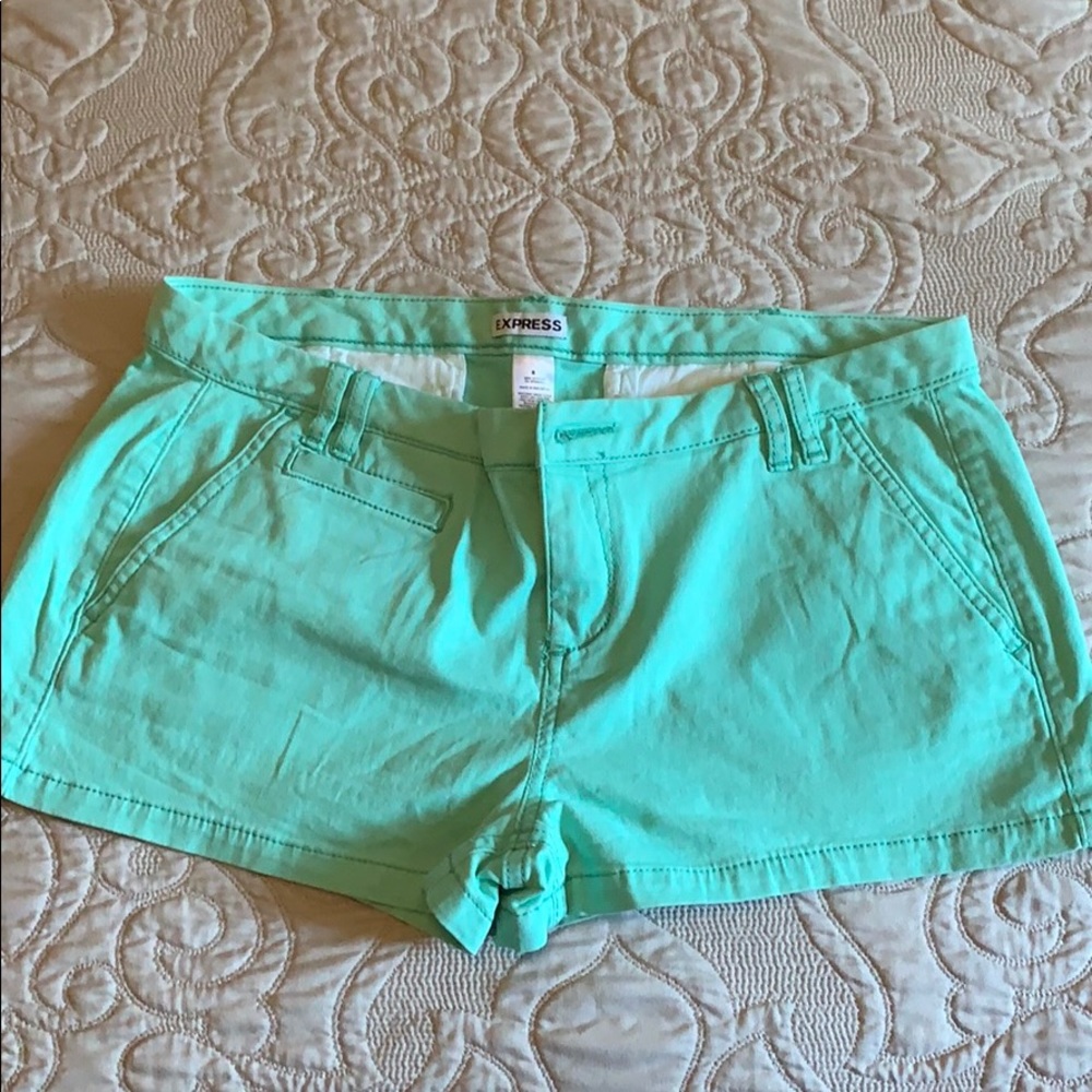 Express Shorts